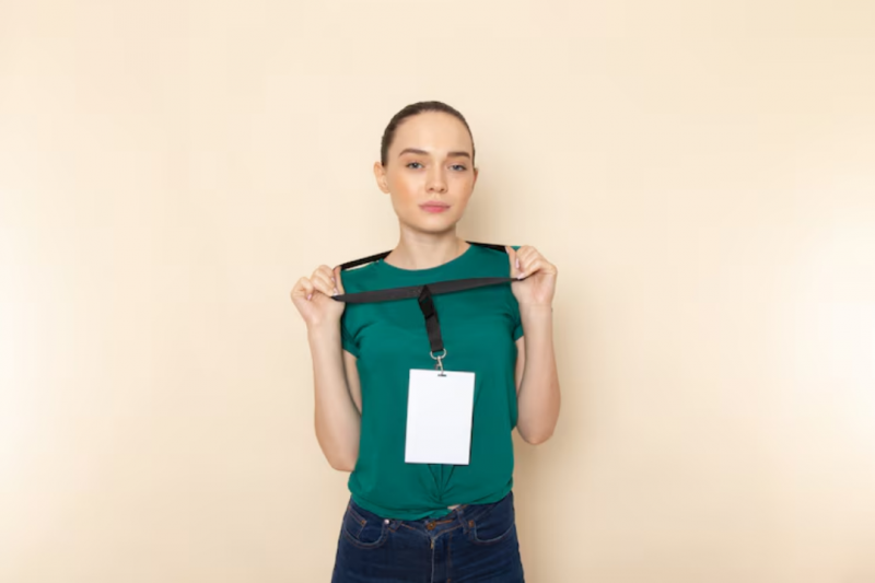 Como Escolher o Cordão Crachá Ideal para o Seu Uso Diário Como Escolher o Cordão Crachá Ideal para o Seu Uso Diário